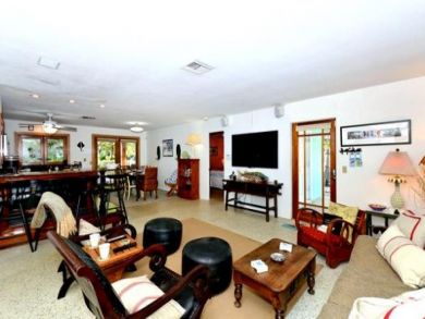 Anna Maria Island Holmes Beach Home 894177